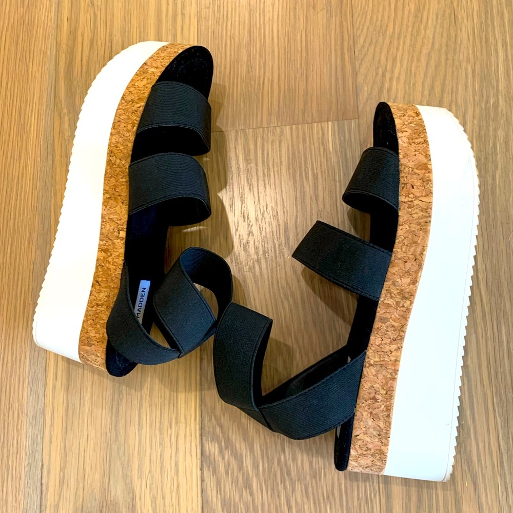 Steve Madden platform sandals size 8